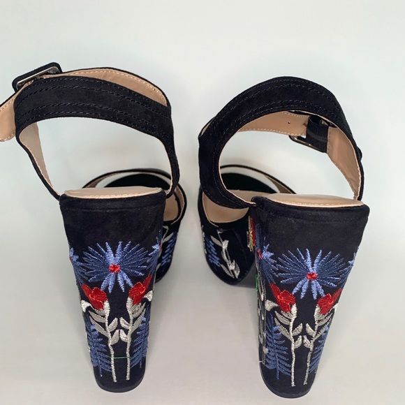 Yoki ‘Selena’ Platform Block Heels (New) - Picture 3 of 6